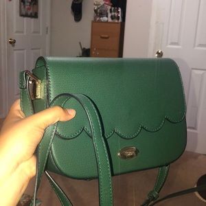 Beautiful green Dune London purse 👜 🌵💚